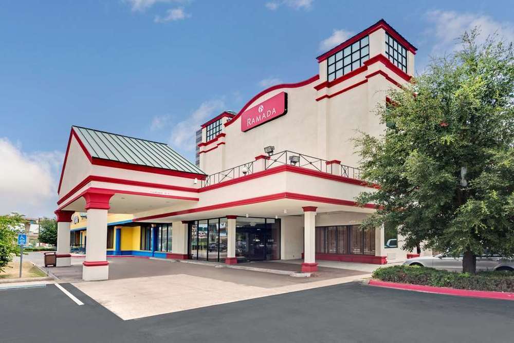 Clarion Hotel Park Central Dallas Ngoại thất bức ảnh